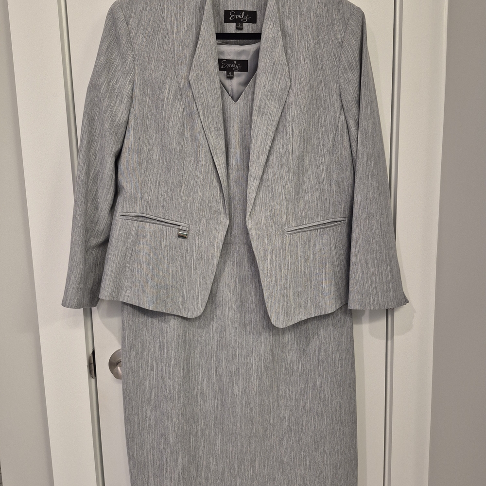 Emily Elegant Gray Women's Blazer and Skirt Set